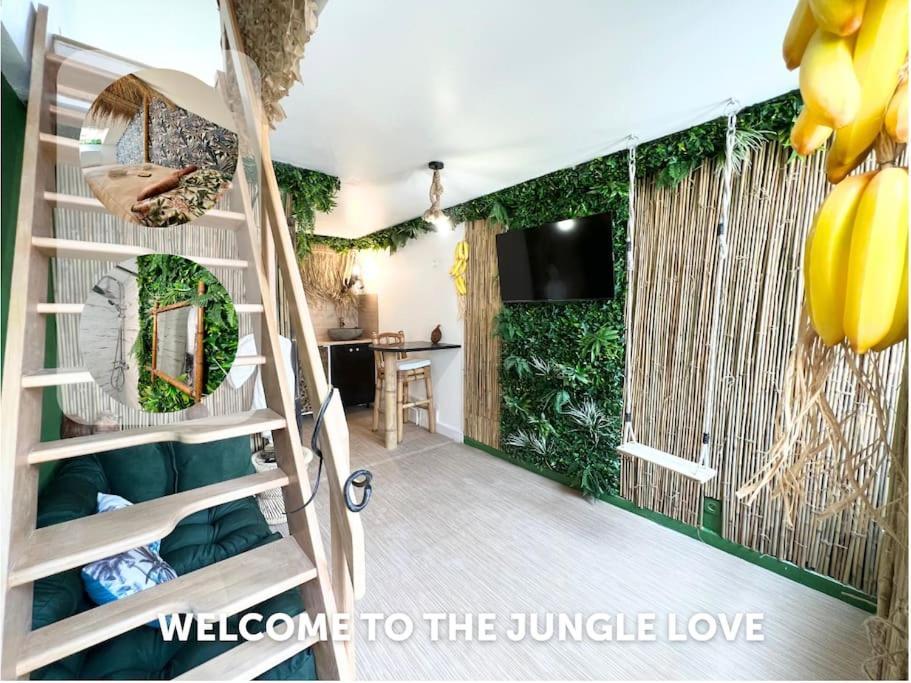 Nuit Dans La Jungle - Love Room Souppes-sur-Loing Ngoại thất bức ảnh